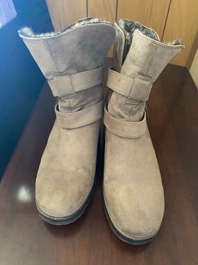 Women's Taupe Suede Fur-Lined Ankle Boots Women’s Size 10